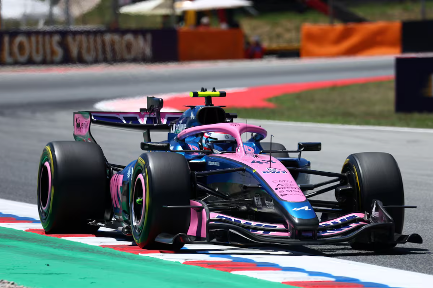 Colapinto sumó puntos en España y Hamilton logró su primera victoria con Ferrari