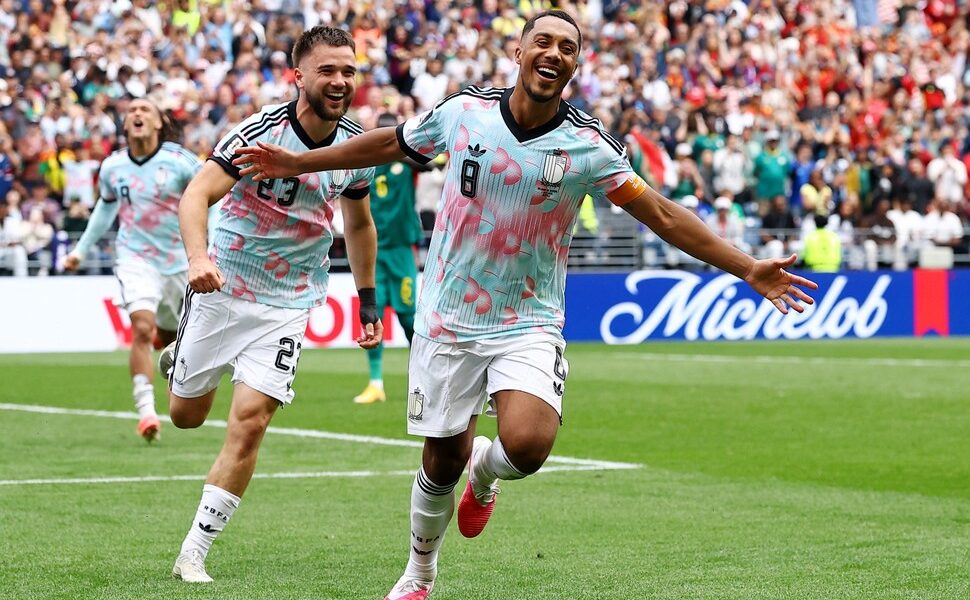 Bélgica protagonizó una remontada épica ante Senegal y avanzó a octavos de final