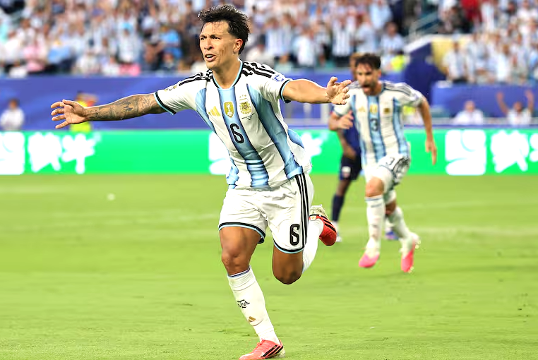 Argentina sufrió ante Cabo Verde, pero avanzó a los cuartos del Mundial 2026 y ahora va por Egipto