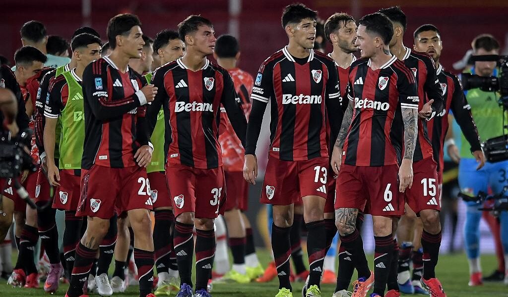 Huracán golpeó a River en el Monumental y frenó el invicto de Ponzio